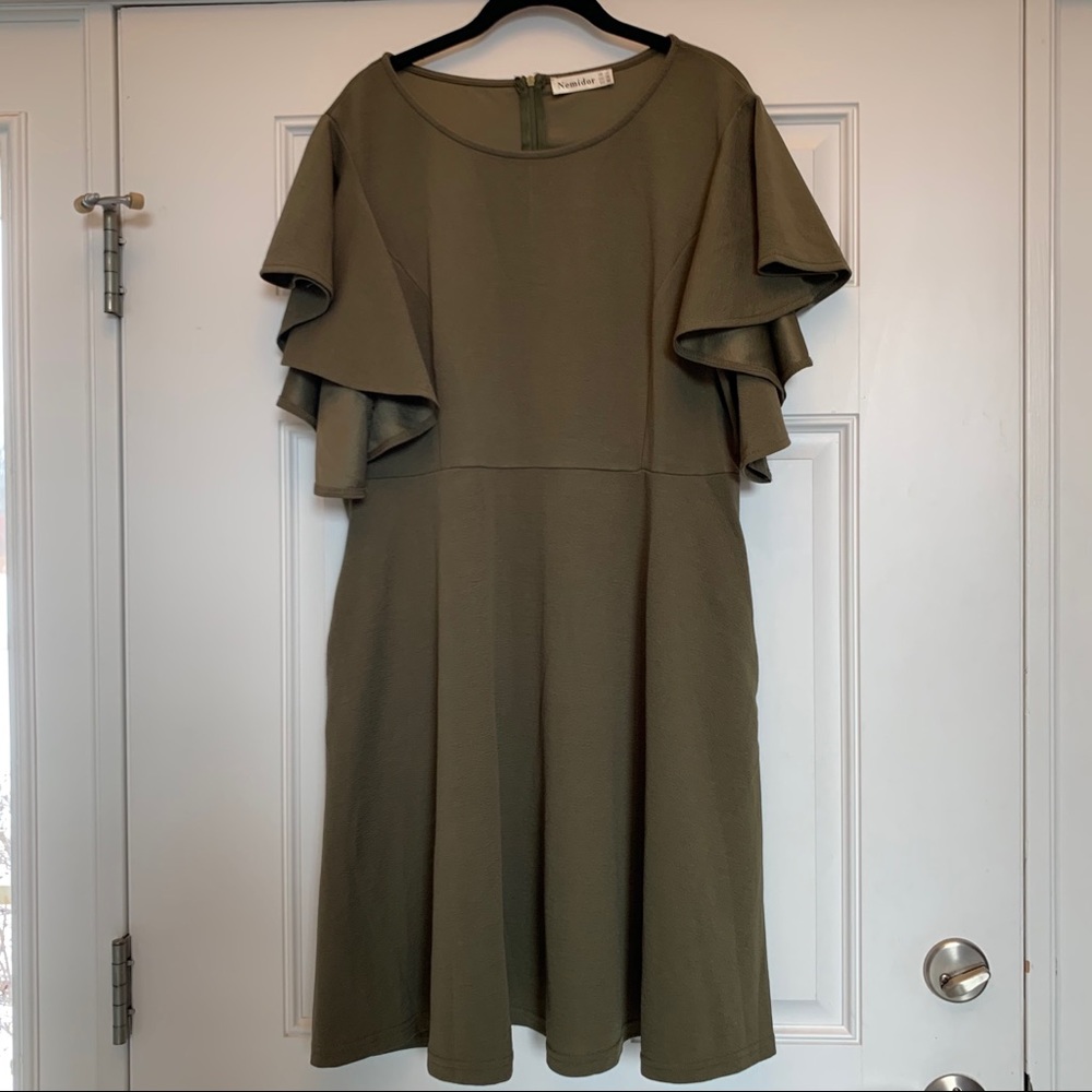 Women’s Vintage Ruffle Sleeve Dress
